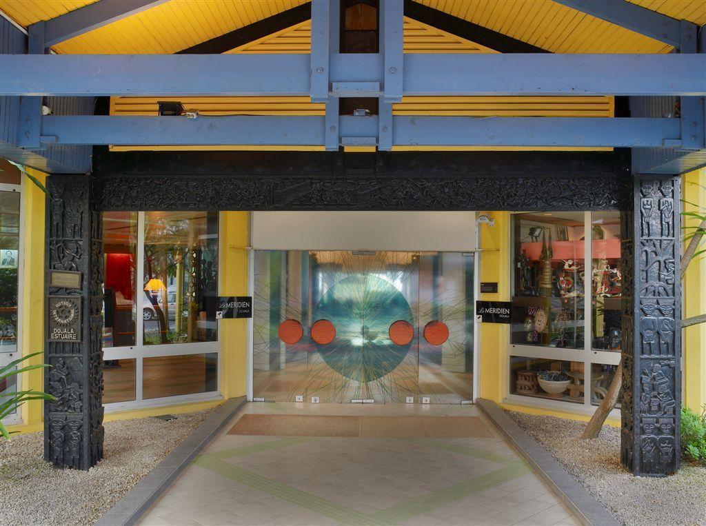 Douala Rabingha Hotel Екстер'єр фото