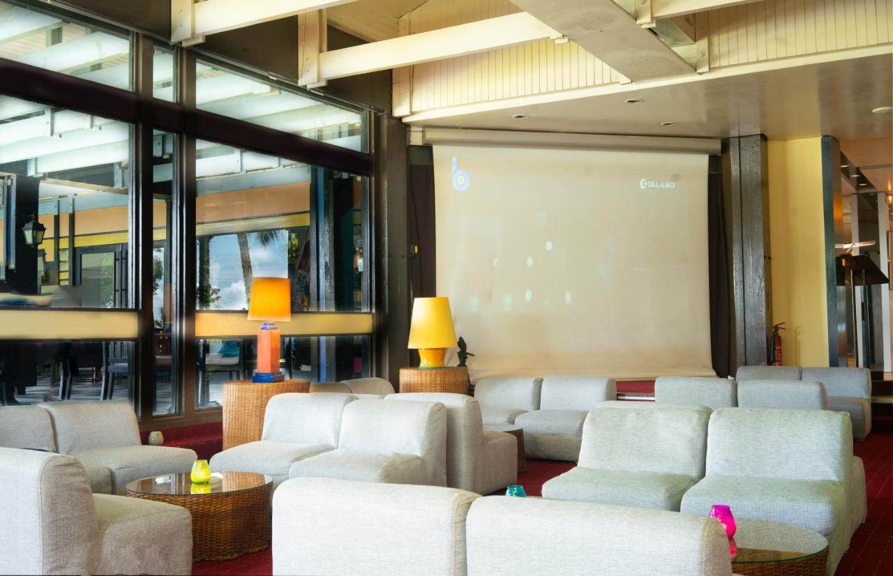 Douala Rabingha Hotel Екстер'єр фото